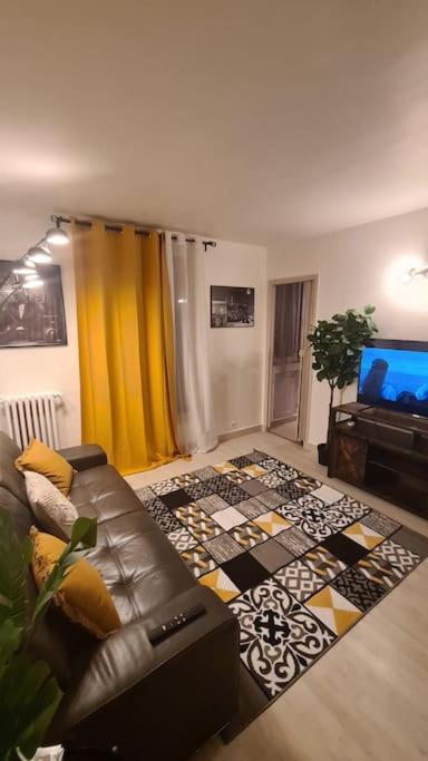 Emplacement Exceptionnel Et Rare Paris Suresnes Longchamp Buitenkant foto